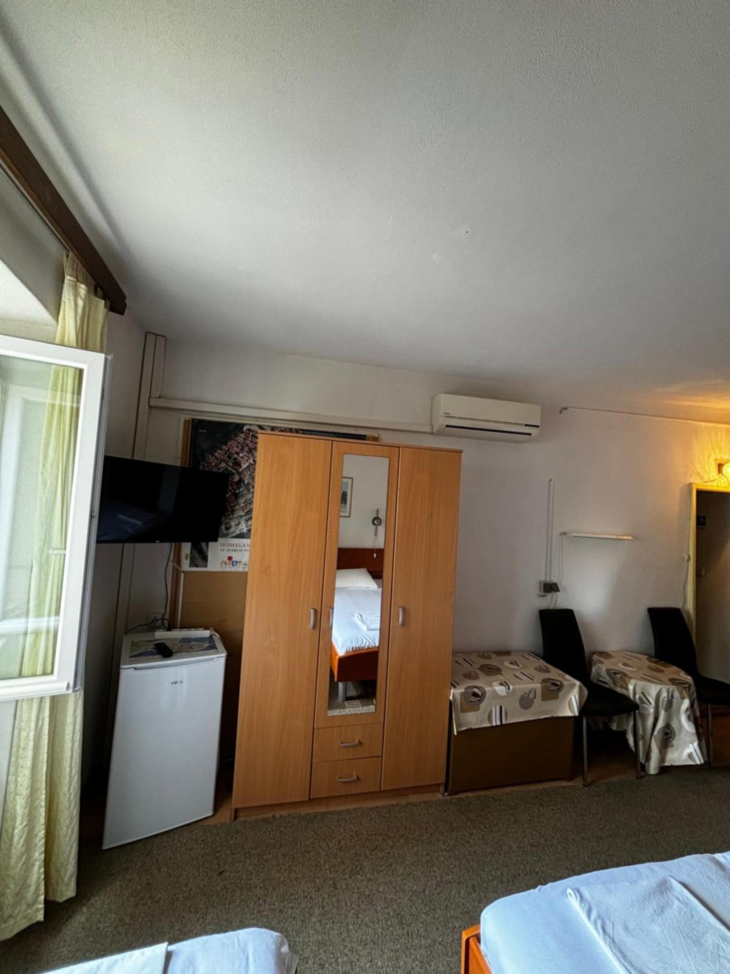 קורצולה Accommodation Old Town Vitaic מראה חיצוני תמונה