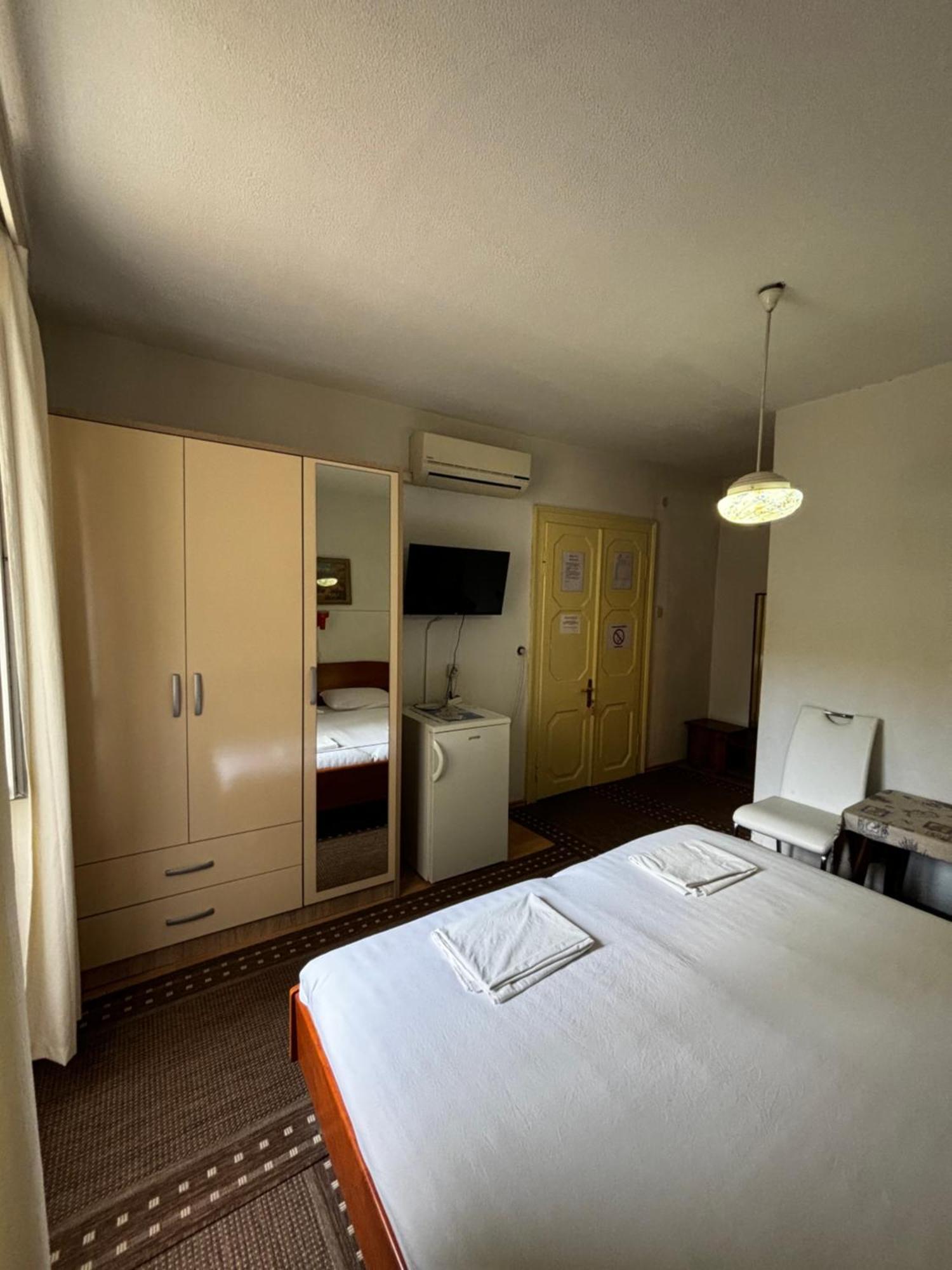קורצולה Accommodation Old Town Vitaic מראה חיצוני תמונה